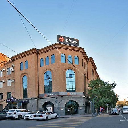 Green Yerevan Exterior photo