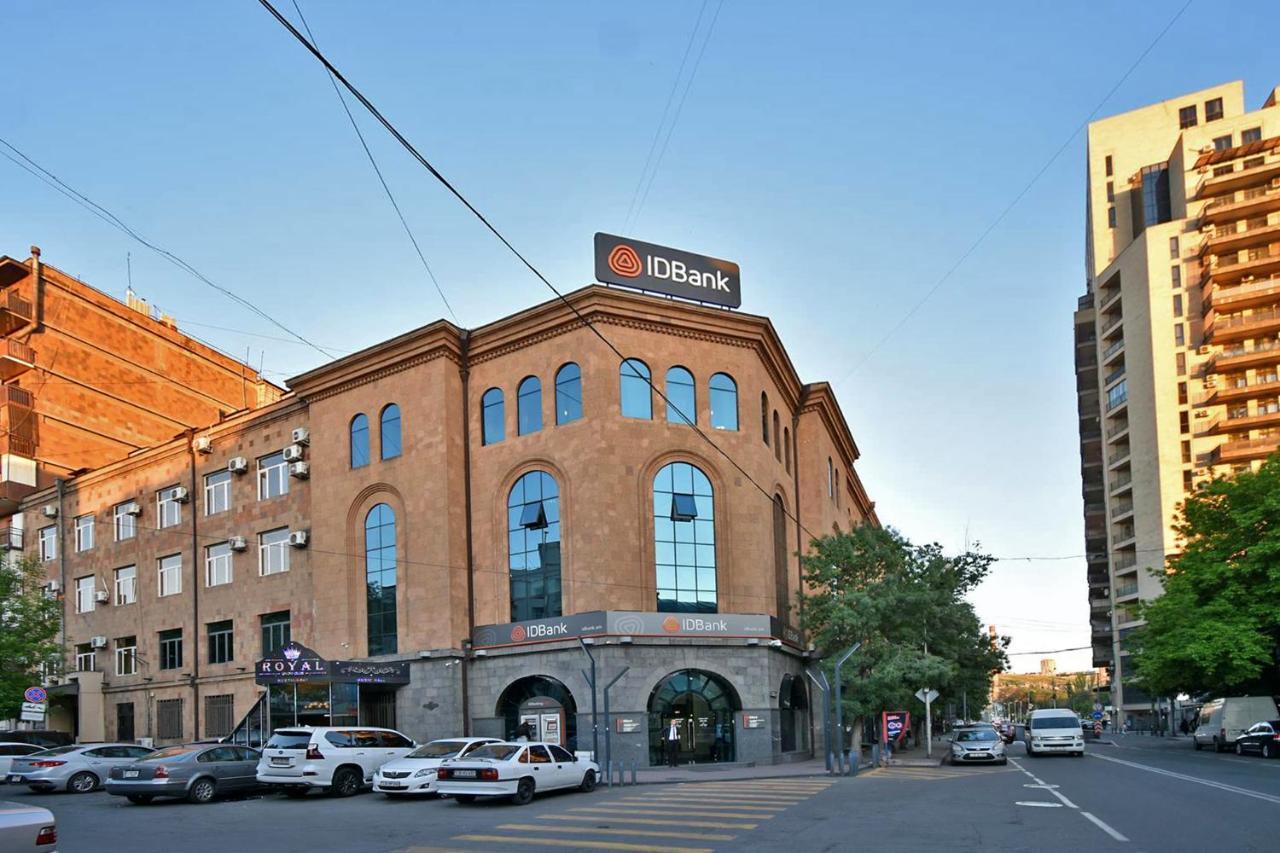 Green Yerevan Exterior photo